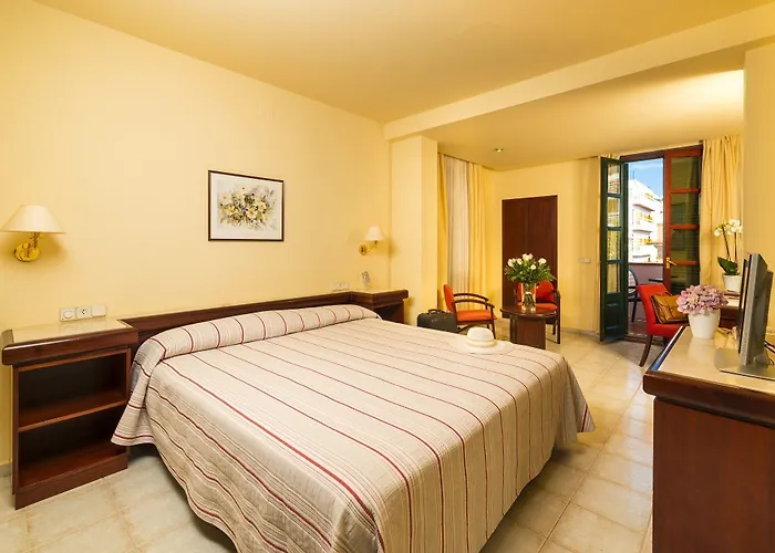 Guitart Rosa - Adults Only Hotel